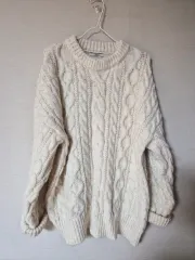 ハウズ ケーブル編みニット アイボリー