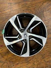 ホンダ ヴェゼル　純正　16インチ 6スポークホイール　その4 ホンダ ヴェゼル 純正 16インチ ホイール 6スポーク その1 - メルカリ