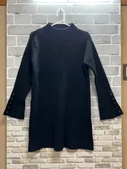 【H3-68】◇ LOWRYS FARM　Fサイズ　スタッズ付きフレアハイネックニット　紺色