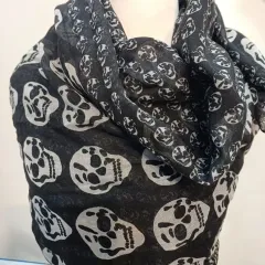 ドクロプリンティング ブラック スカーフ 185 105 センチ 512058