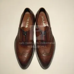 2026年最新】シャークソール pradaの人気アイテム - メルカリ