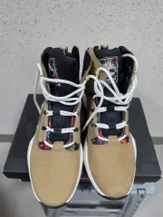 Timberland ティンバーランド スニーカー型ブーツ