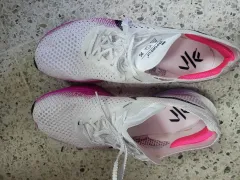 ナイキ ヴェイパーフライ3 275