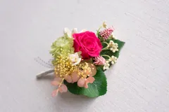 コサージュ　ピンクローズ　ピンクバラ　プリザーブドフラワー