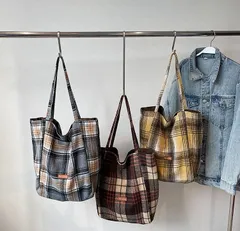 トートバッグ ショルダーバッグ   手提バッグ 大容量 カジュアル 通学 通勤 旅行 シンプル カジュアル 収納 小物整理に便利