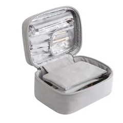 メイクボックス バニティケース 化粧品収納 メイクブラシポケット付き 手上げ付き 人気 メイクポーチ 男女兼用 トラベル メイク道具収納 大容量 バッグ 小物入れ 軽量 化粧ポーチ クッション性良い (グレー)