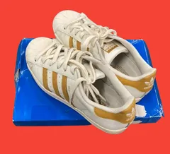 【中古】adidas アディダス 　スニーカー　レディース　スーパースター SUPERSTAR オフホワイト/ゴールド/フットウェアホワイト IH7638　サイズ24.0㎝