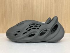 Item thumbnail for item b48615a3-b3a8-494a-a0f1-770ecc7a68b4