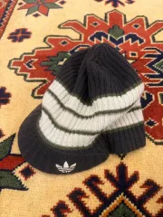 アディダス ビーニー ニットキャップ