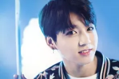 2026年最新】bts wings ミニフォト ジョングクの人気アイテム - メルカリ
