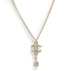 シャネル A60615 ココマーク ラインストーン キューブ ゴールド ネックレス ペンダント 二段階調節 CHANEL（未使用　展示品）