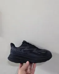 225 HOKA ONE ONE(ホカオネオネ) Clifton 9 ワイド トリプルブラック ㅡ 廃盤 実物