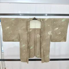 中古　正絹　仕立て糸付き　鶯色　羽織　身丈約78㎝　R8U-K-47