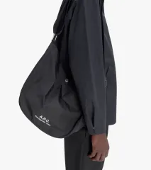 (新品60%OFF) A.P.C. アーペーセー 正規品 ユニセックス ジョーナル ショルダーバッグ ナイロン ブラック