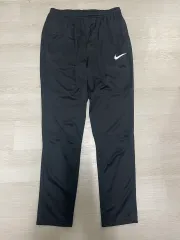 ナイキドライフィット ズボン