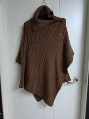 ブラウン ケーブルニット ケープ