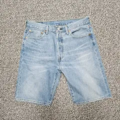 32 リーバイス 501 ライトブルー デニムハーフパンツ (2654)