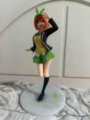 五等分の花嫁 フィギュア (初音 ミク, 中野 四葉)