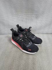 プーマ スニーカー 235