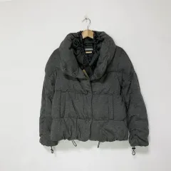 2026年最新】theoryダウン ショートの人気アイテム - メルカリ