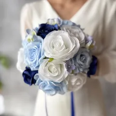 白バラ×水色×ブルーラウンドブーケ☆ブートニア