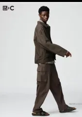 ユニクロ U ワイドフィット カーゴパンツ (ダーク ブラウン) S