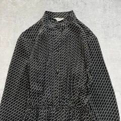 昭和レトロ 黒×白 総柄ロゴ風プリント長袖マキシワンピース 13号総柄