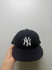 KITH 帽子 NEW YORK YANKEES NEW ERA ベースボールキャップ (送料込み)