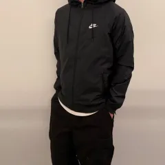 ナイキ ウィンドランナー ウィンドブレーカー
