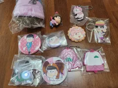 おそ松さん 東堂葵 トド松 ぬいぐるみ ぬい クリップ 缶バッジ キーホルダー まとめ