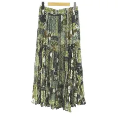 Luchile ロング丈 フレアスカート スカート M～L 緑系 グリーン 裏地 総柄 タグ付
