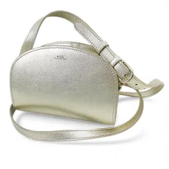 アーペーセー A.P.C. ショルダーバッグ ポシェット  ハーフムーン ロゴ ゴールド系 レザー 