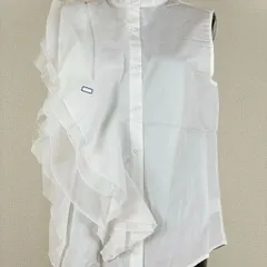 値下げしました　manolba   シミあり　白ブラウス　ノースリーブ　前面フリル　ST0001