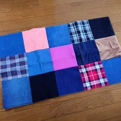 22☆USEDデニムリメイク☆マルチカバー☆43×81センチ☆インテリア☆ペット用マット☆パッチワーク☆