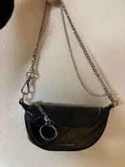 チャールズアンドキースチェーンバッグ
