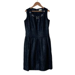 Item thumbnail for item 8d3f2343-6b5a-4254-bf61-fc6d24a21a6b