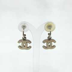 美品！ CHANEL シャネル ループ シルバー ゴールド 135A 中古)CHANEL
