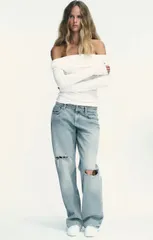 極美品ZARA(ザラ)ホワイトオフショルダーロングTシャツ