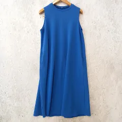 coca コカ ワンピース ノースリーブ マキシ丈 エンボス加工 カットソーワンピース ブルー SHORTサイズ ◎_〇□