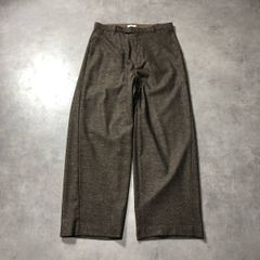 Item thumbnail for item 61ad8c5c-41eb-45c2-89d3-06324d07044f