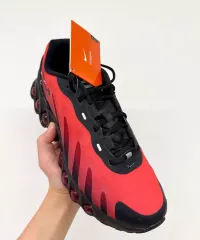 (255)(新品)ナイキ エアマックス Dn8 ブラック ジム レッド