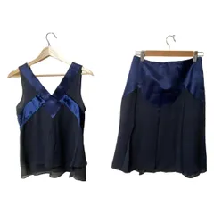 UNTITLED(アンタイトル) スカートセットアップ レディース美品  - ダークグレー×ダークネイビー ベロア