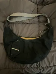 ヴィンテージ商品)DIESEL ブラック ショルダーバッグ クロスバック