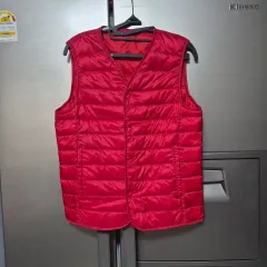 ユニクロ ウルトラライトダウン ベスト
