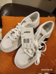 アディダス NEO 白 スニーカー 220 230