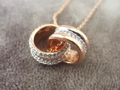 美品 Swarovski スワロフスキー ファーザー ペンダント（Further Pendant）ローズゴールドトーン・コーティング ネックレス