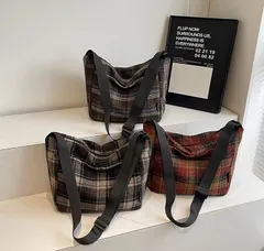 ショルダーバッグ トートバッグ  大容量  マザーズバッグ カジュアル 通学 通勤 旅行 シンプル カジュアル 収納 小物整理に便利