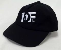 [중고] 모자(여성 아이돌) 모모이로 클로버 Z MomocloMania Cap(캡) 블랙 [MomocloMania2018 -Road to 2020-]