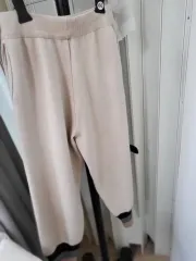 アイボリー ニット ジョガーパンツ