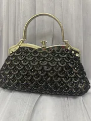 アンティークな雰囲気　ビーズバッグ　パーティー黒バッグ